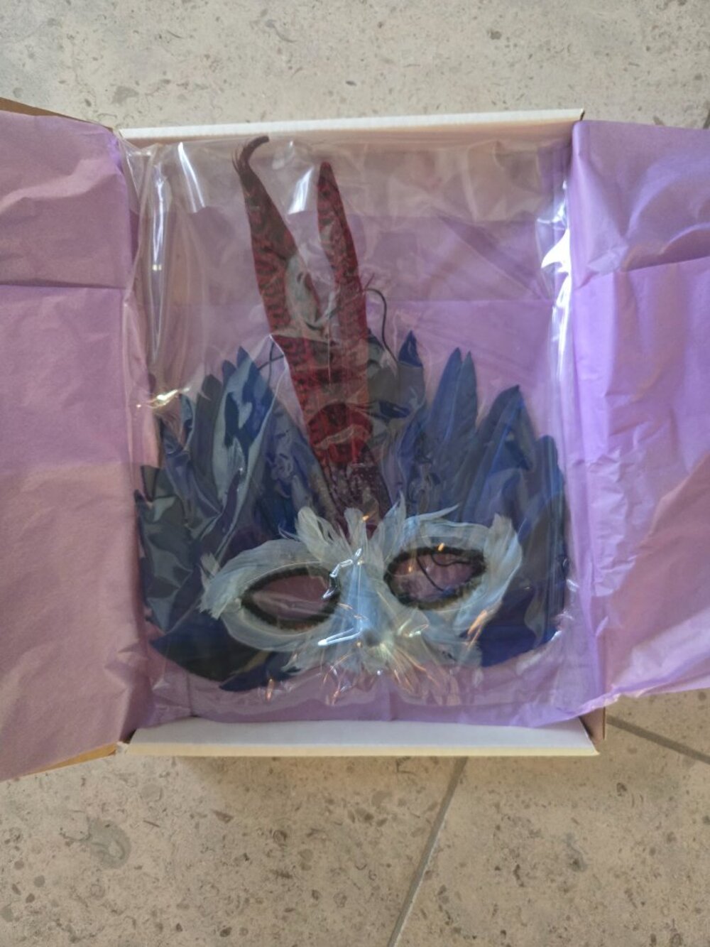 Masquerade Mask - Picture 3 of 4